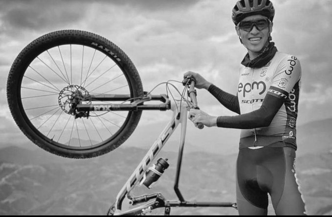 Ciclista Germán Chávez